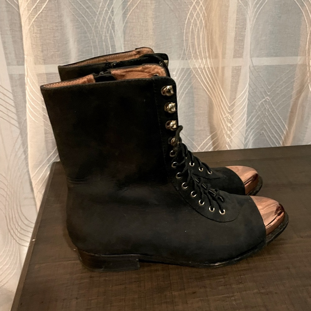 Black leather and rose gold toe military style boot